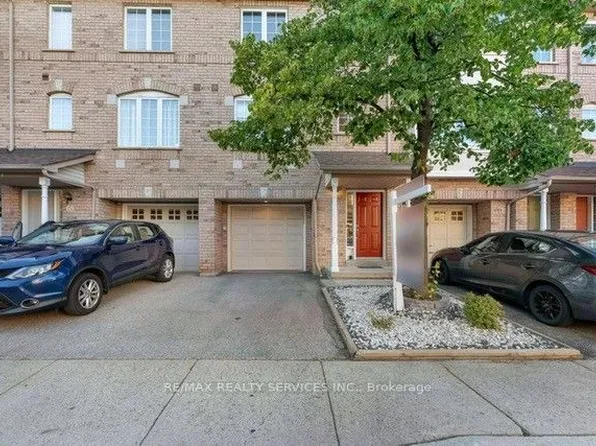80 Acorn Pl #69, Mississauga, ON L4Z 4C9