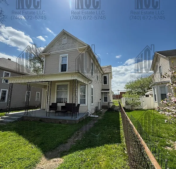 160 1/2 Lake St — Photo 13