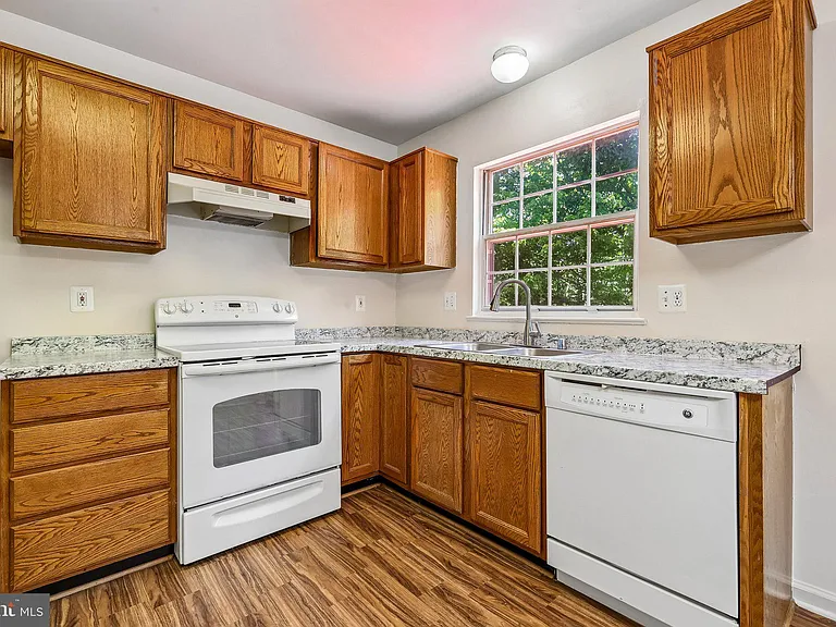 1774 Tiger Lily Cir — Photo 8