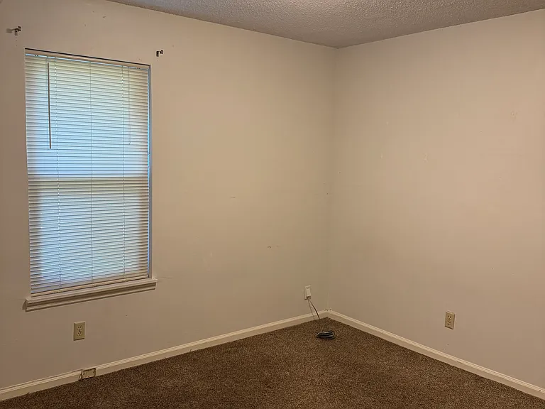 3709 Radial Ave — Photo 11