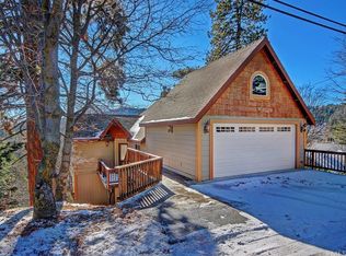 26505 Walnut Hills Dr, Lake Arrowhead, CA 92352