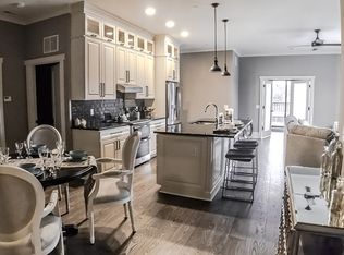 112 Walnut Blvd #FSL407, Rochester, MI 48307