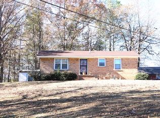 1250 Pope Rd, Lexington, TN 38351