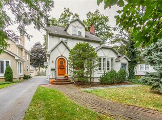 5 Saint Regis Dr S, Rochester, NY 14618