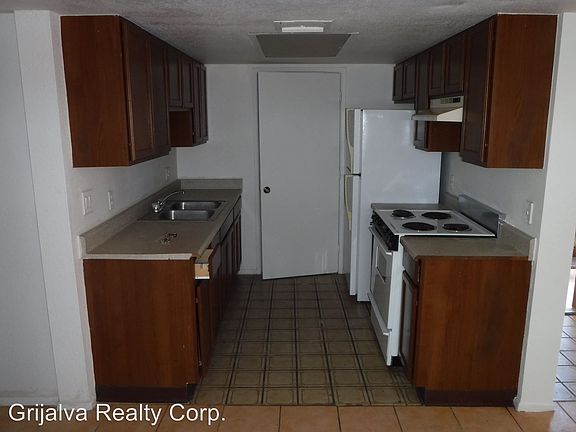 4th image of 2817 N Castro Ave APT 1