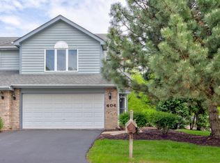 404 Dillman Ct, Naperville, IL 60540