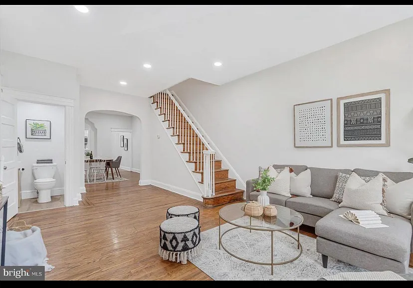 4 bed, 1512 sqft, $2,700 — Photo 2