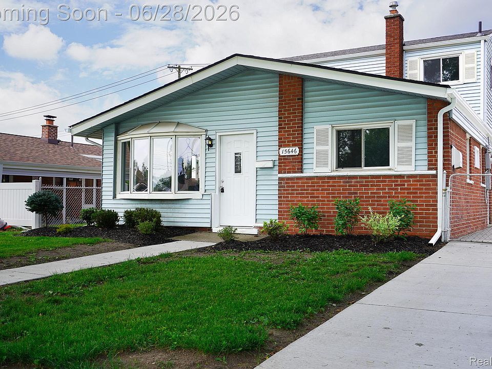 1st image of 15646 Selwyn St