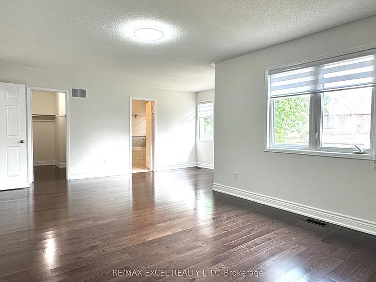 13 Brooksmill Ln — Photo 14