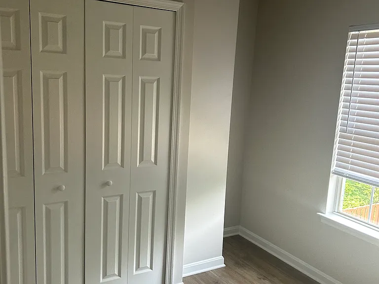 501 Georgetowne Ct — Photo 21