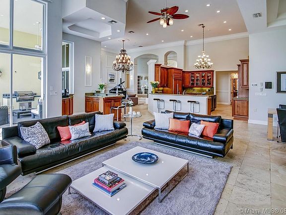 2nd image of 2680 Riviera Ct