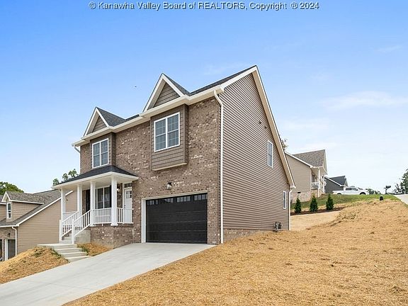 2nd image of 4211 Fairway Dr
