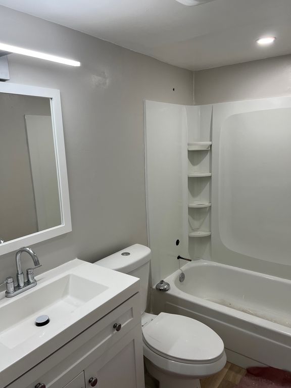 320 SE 11th Ave APT 111, photo 3
