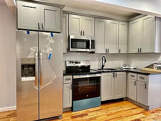 442 Fountain Avenue, #2