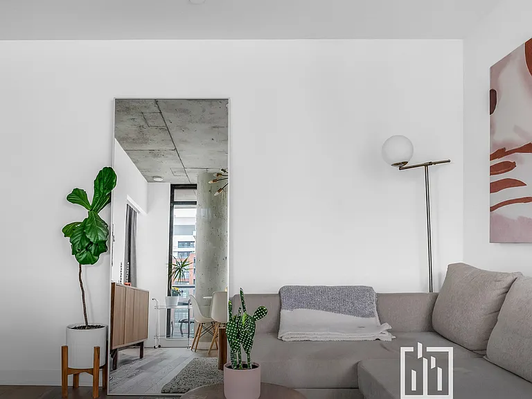461 Adelaide St W #916 — Photo 19