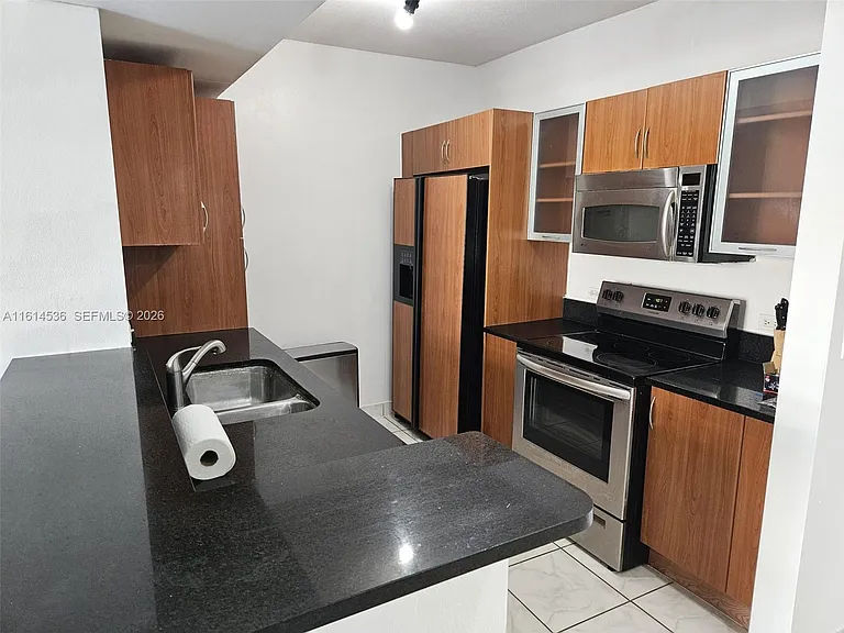 2775 Ne St #187 — Photo 26