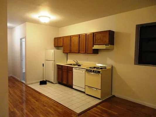 Rented by Aimee Grodanz, LREB | media 36