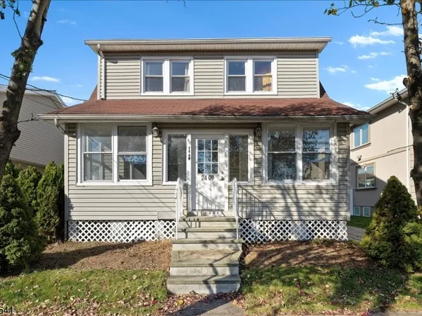 24-09 Rosalie St, Fair Lawn Boro, NJ 07410