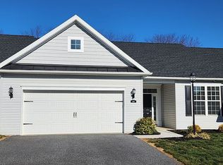 626 Cypress Dr #44, Hanover, PA