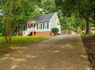7057 Velvet Antler Dr, Midlothian, VA 23112