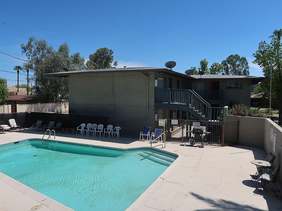 1st image of 4525 N 74th St