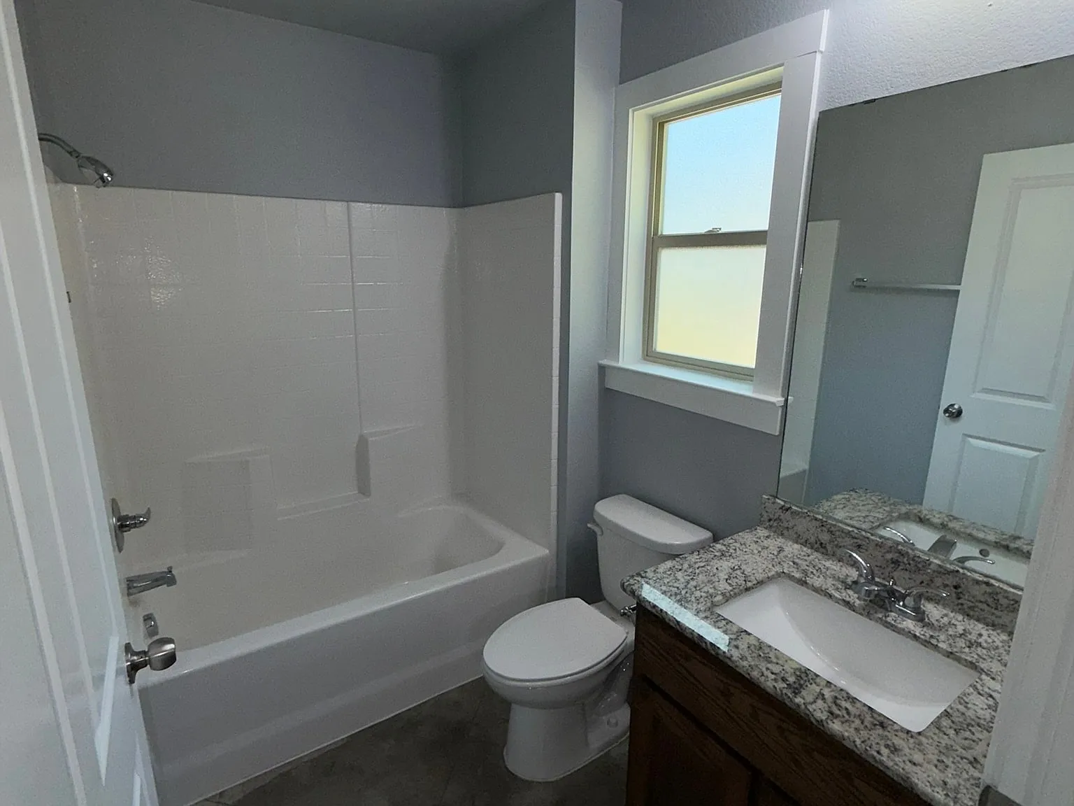 1014 (B) South 10th — Photo 3