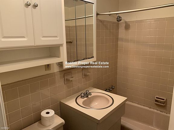 11 Marlborough #32 Boston - Back Bay Unit Photo 4 (1)