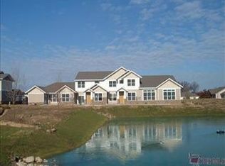 1215 Heather Ln, Cuyahoga Falls, OH 44221