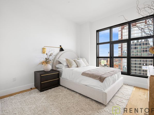 69 Adams St #15A7