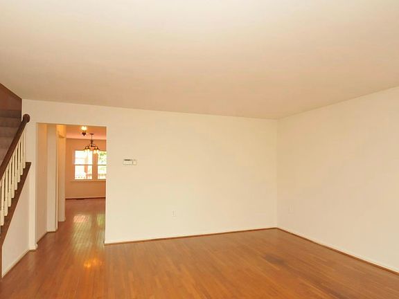 5th image of 14504 Eddy Ct