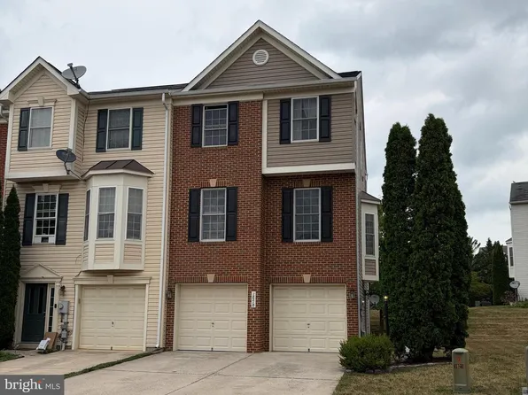 18218 Roy Croft Dr, Hagerstown, MD 21740