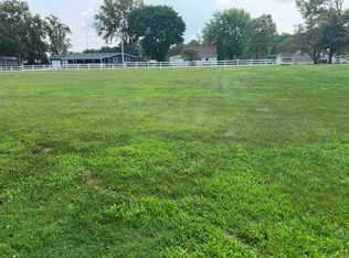 3 E Neininger Dr, Monticello, IN 47960