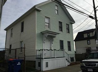 570 S 1st St, New Bedford, MA 02740