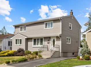 213 Colonial Ave, Saddle Brook, NJ 07663