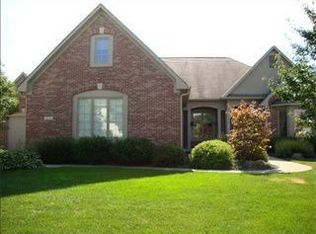 11275 Governors Ln, Fishers, IN 46037