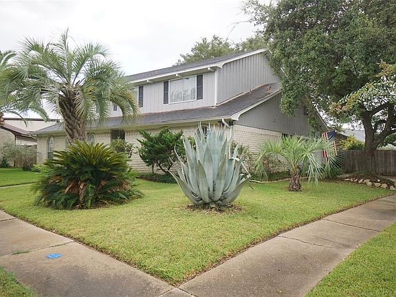 2nd image of 7143 La Entrada Dr