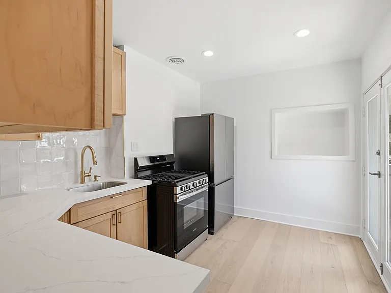 1148 Rockdale Ave #1148 — Photo 25