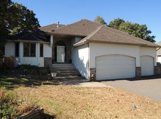 9239 Unity St NW, Coon Rapids, MN 55433