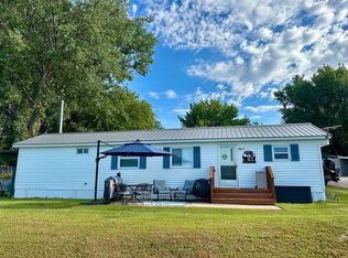 1068 Friendship Ln, Loup City, NE 68853