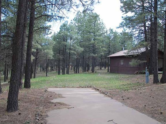4th image of 2452 Wildflower Ln