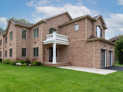 40 Excelsior Ct, Roslyn, NY, 11576