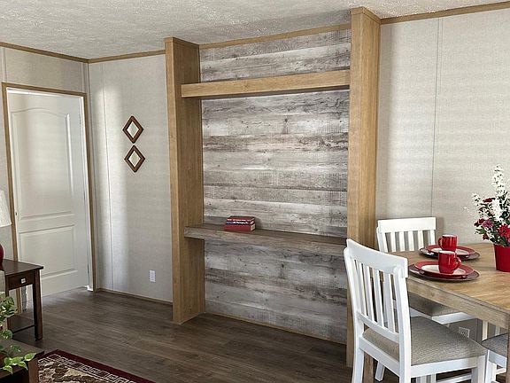 Living and dining area