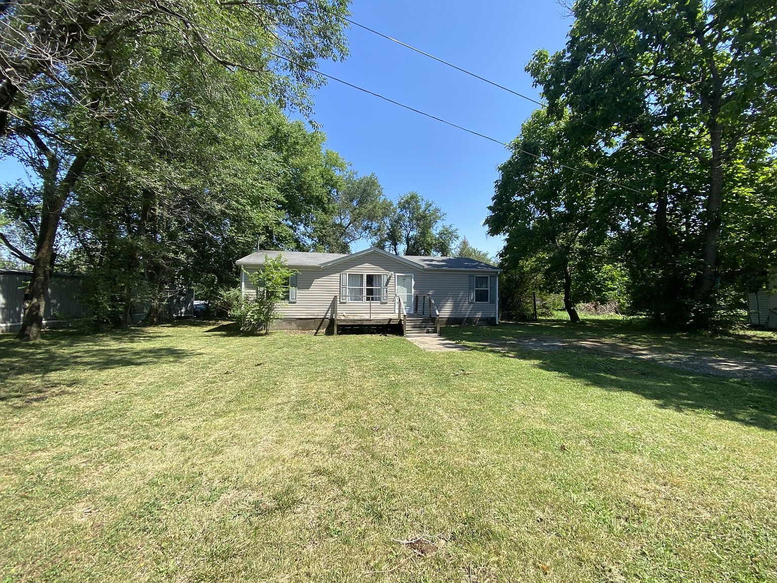 160 Sykes St, Mc Ewen, TN 37101 Zillow