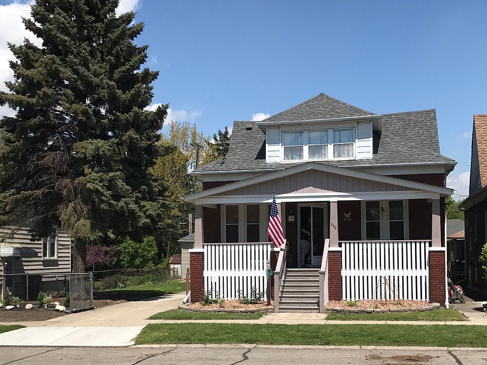 1st image of 256 Felice St
