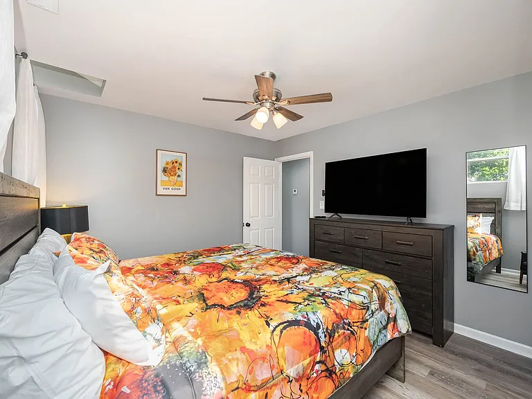 101 Crawford St #B-53641282 — Photo 18