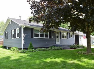 33 Holt Dr, Ellsworth, ME 04605