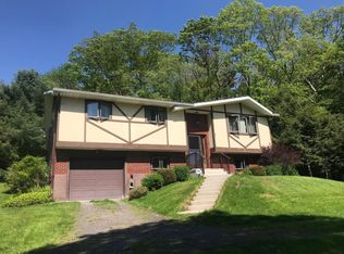 563 Zbick Rd, Shavertown, PA 18708