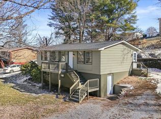 212 Highland Cir, Bluff City, TN 37618