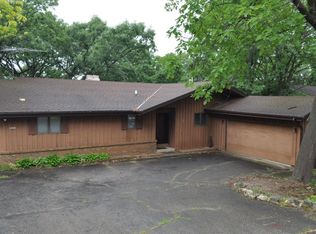 N7053 Chapel Dr, Whitewater, WI 53190