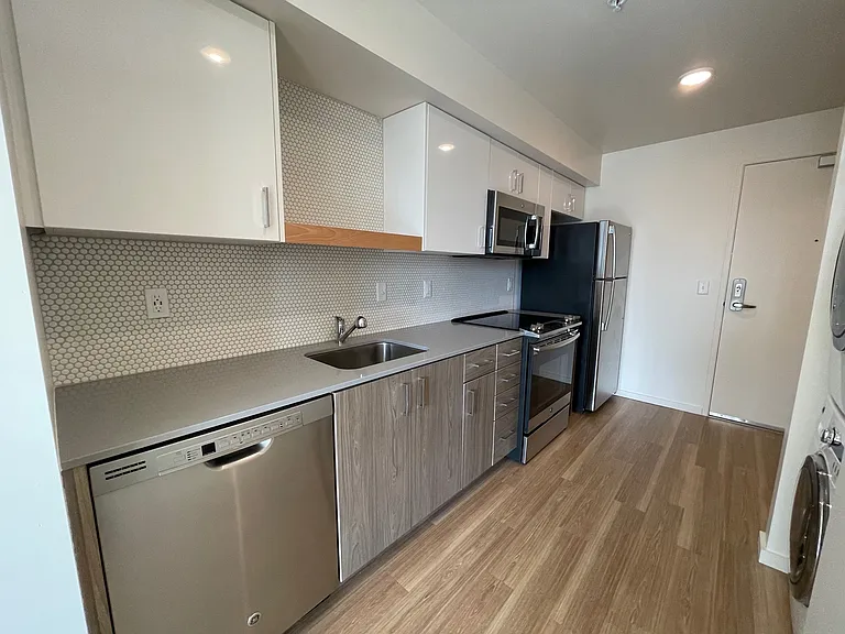 Sunnyside — Photo 34